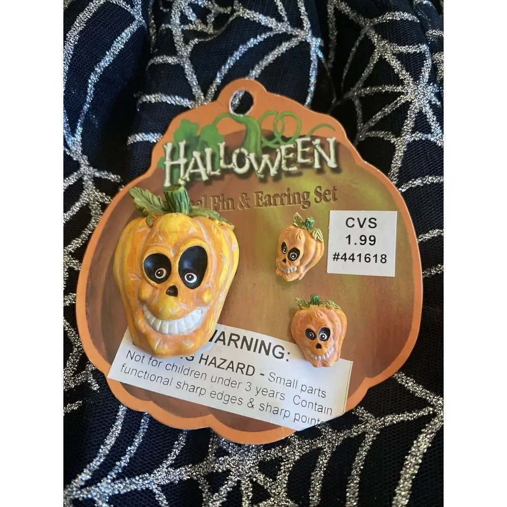 Vintage CVS Pumpkins Halloween Lapel Pin And  Earrings Cute Whimsical